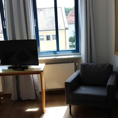 Stadthotel 4*