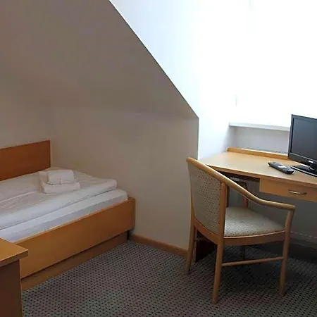Stadthotel 4*
